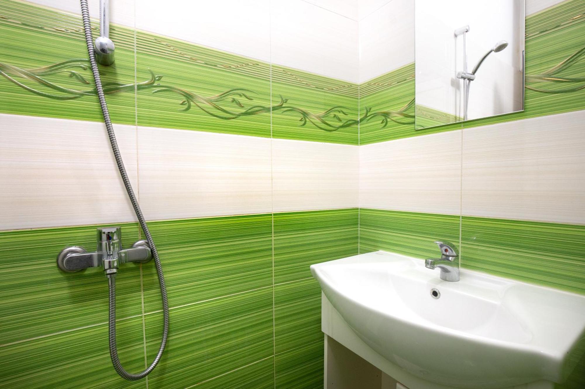 En-Suite Rooms: Novа Guesthouse In Sofia Center エクステリア 写真